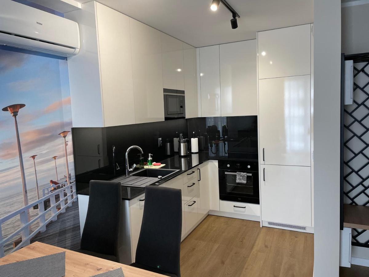 Apartamenty Magia Z Bezplatnym Parkingiem I Klimatyzacja Rzeszow Exterior photo