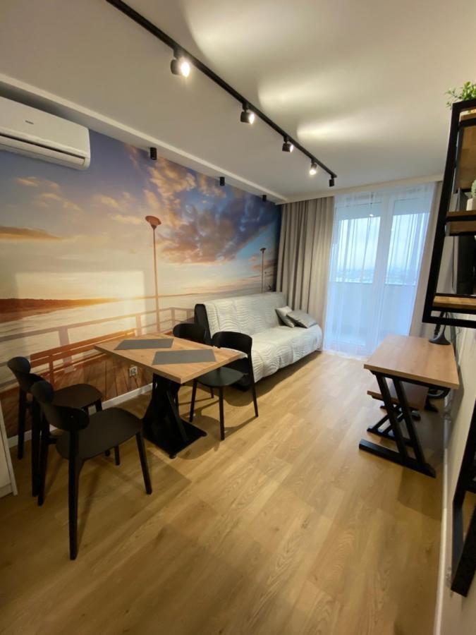 Apartamenty Magia Z Bezplatnym Parkingiem I Klimatyzacja Rzeszow Exterior photo